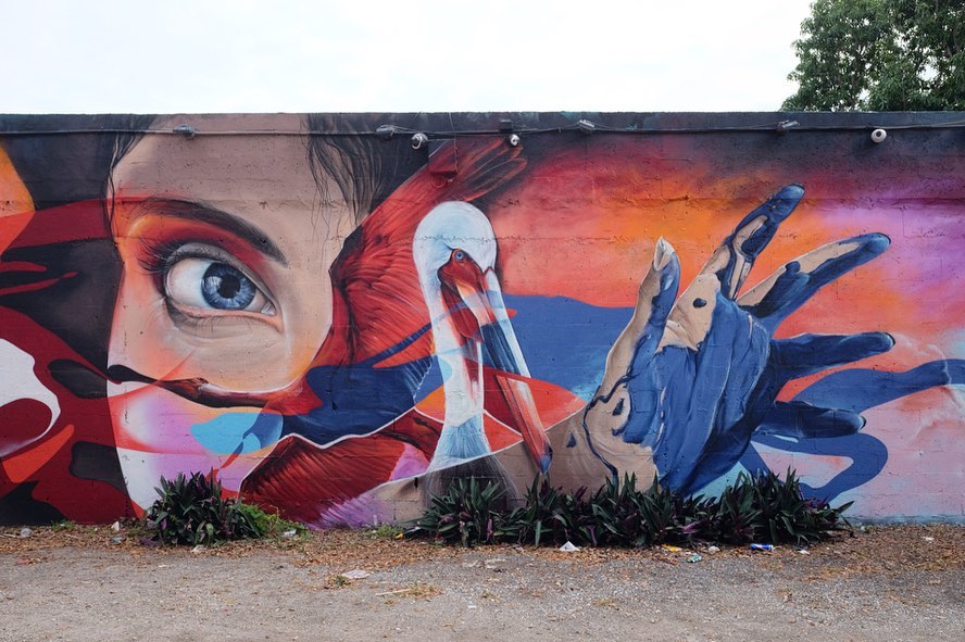 mural in Miami by artist Gomad.