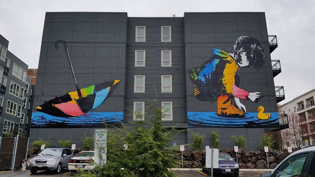 mural in Seattle by artist Bumblebeelovesyou.