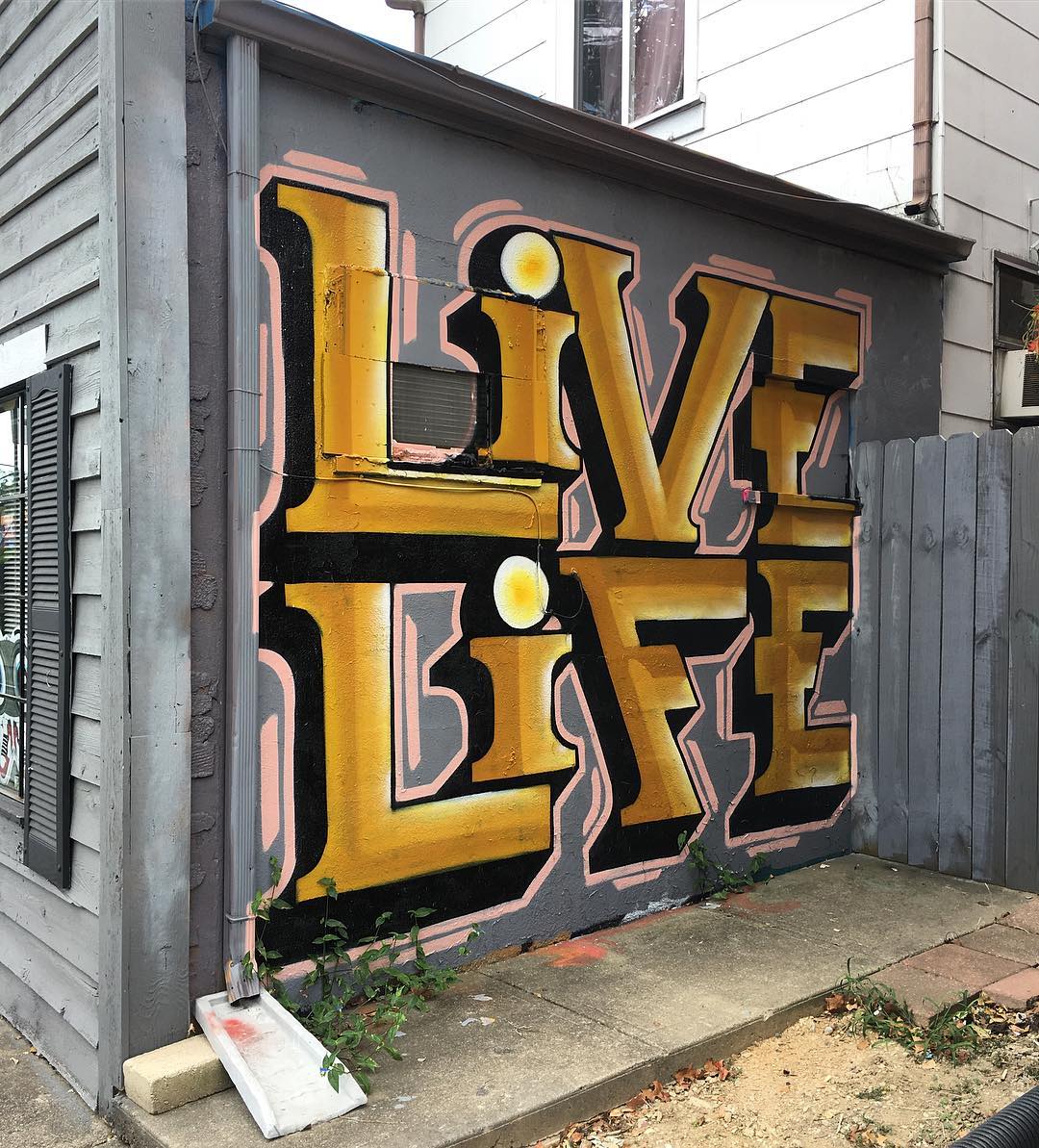 mural in Columbus by artist unknown. Tagged: lettering