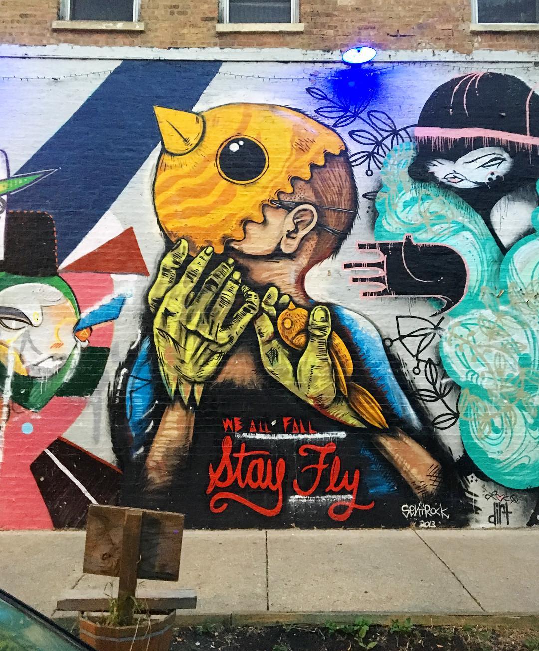 mural in Chicago by artist Sentrock.