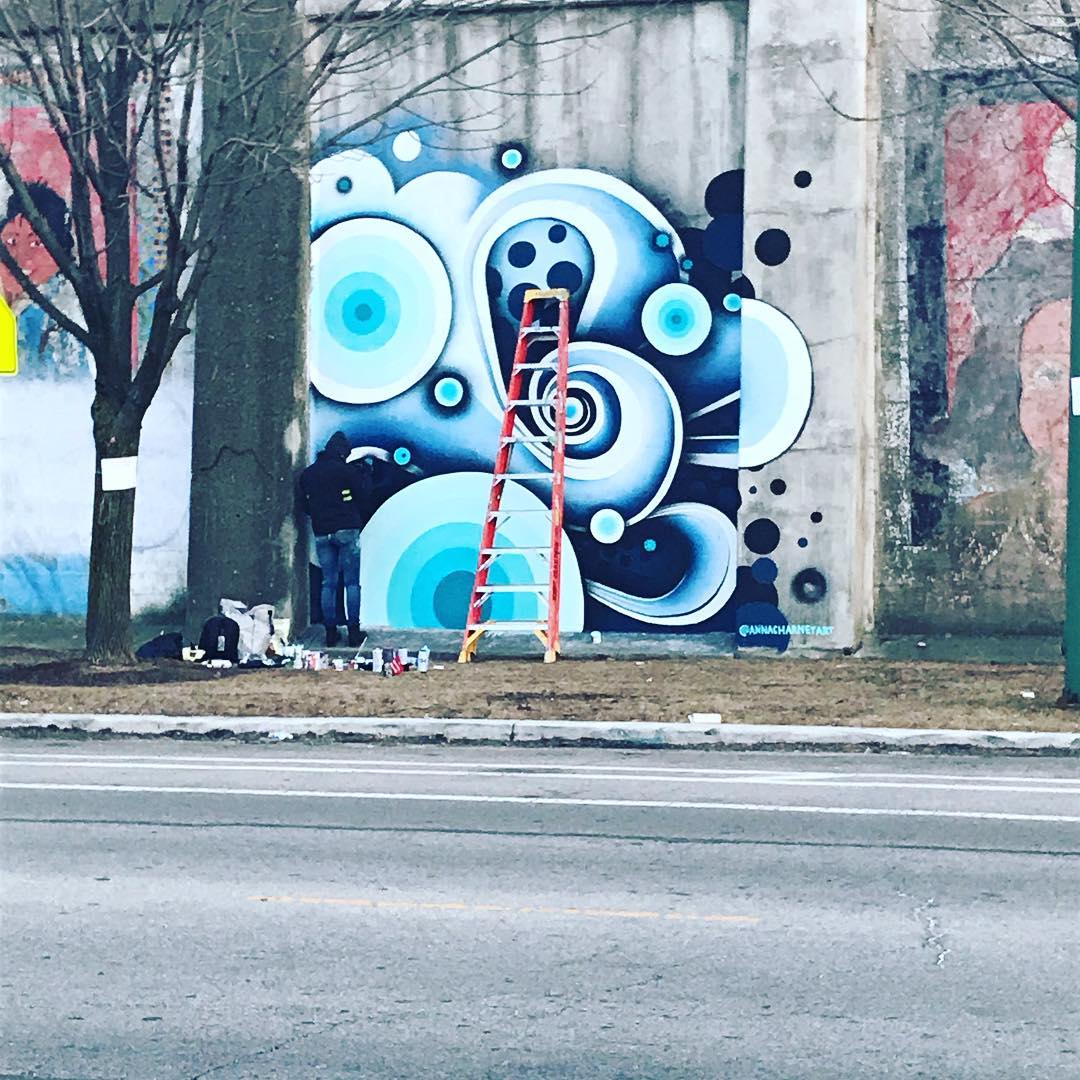 mural in Chicago by artist Anna Charney.