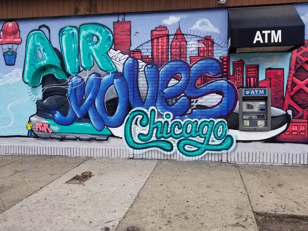 mural in Chicago by artist stuk1.