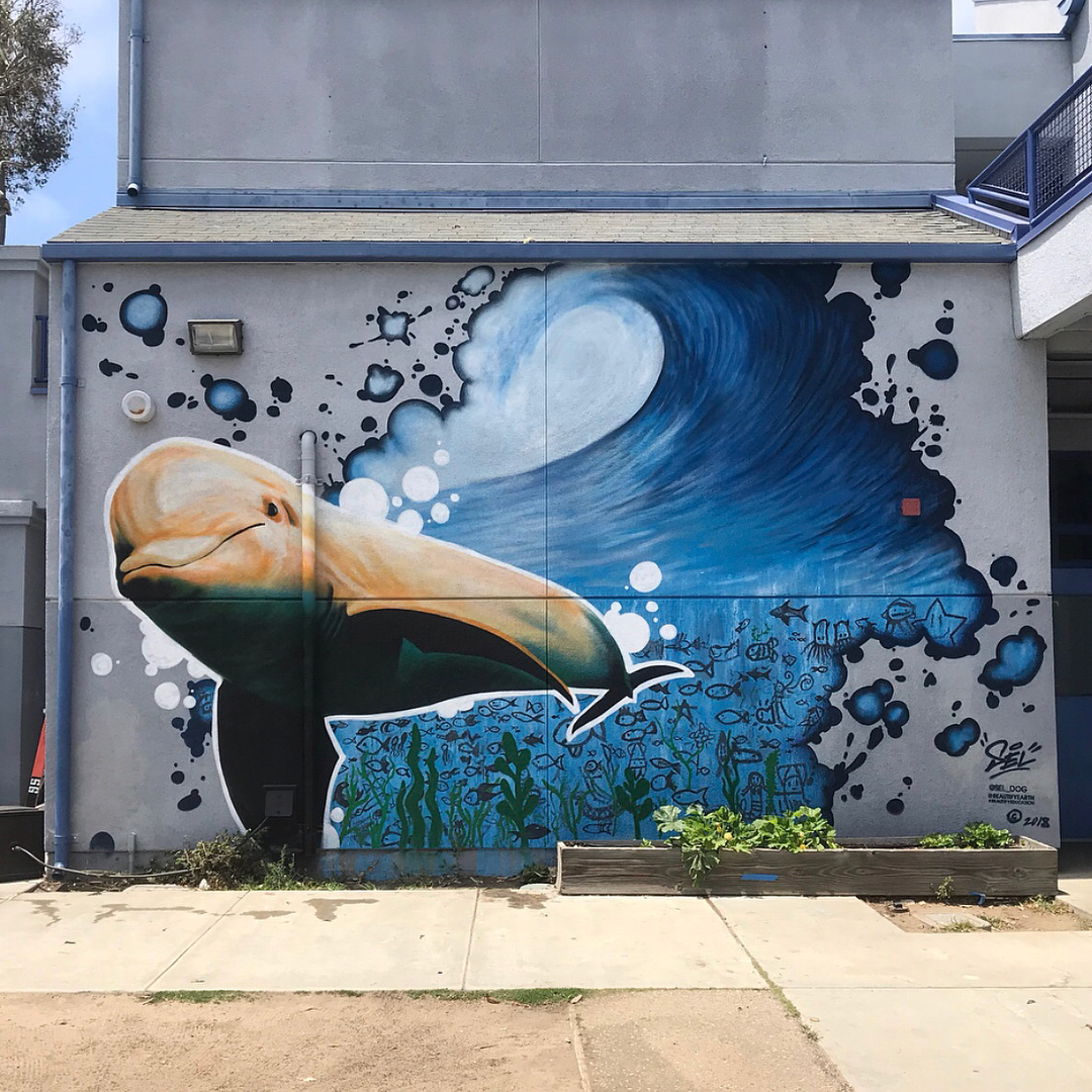 mural in Santa Monica by artist Sel. Tagged: animals