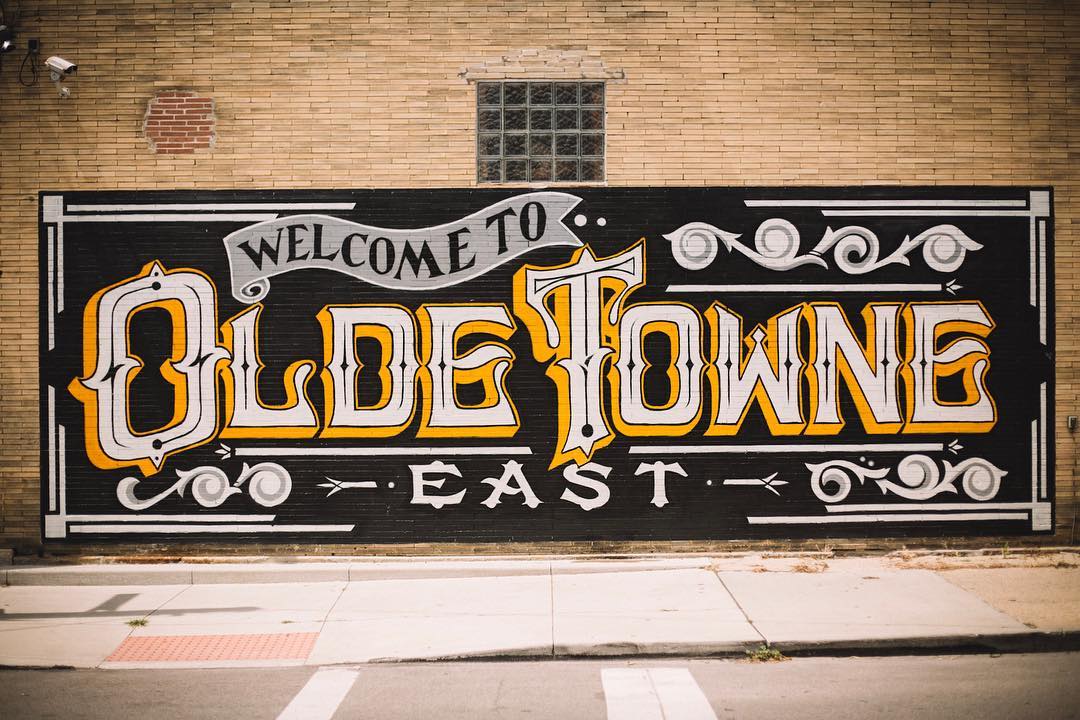 mural in Columbus by artist Clint Davidson. Tagged: lettering