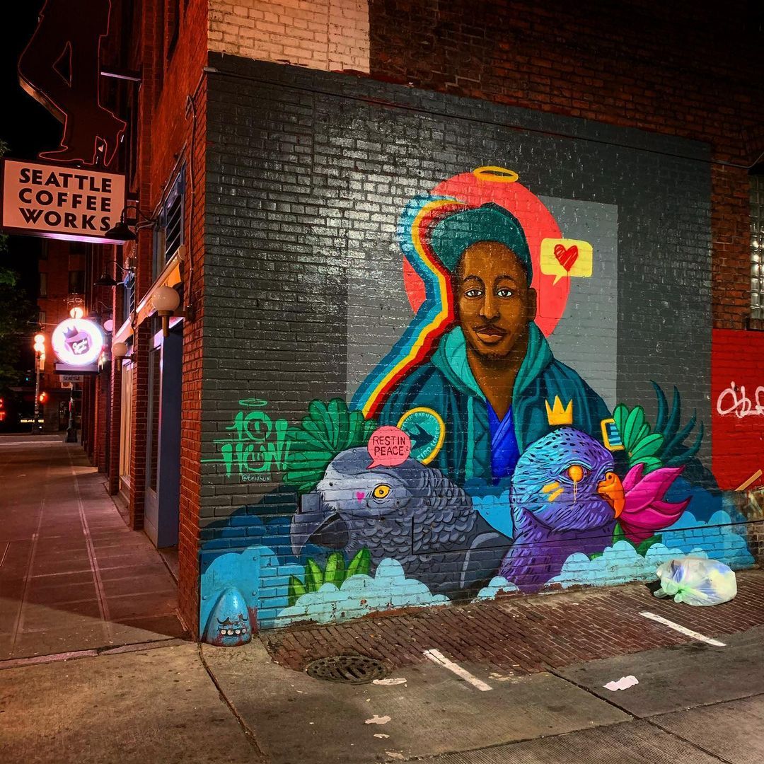 mural in Seattle by artist Ten Hundred.